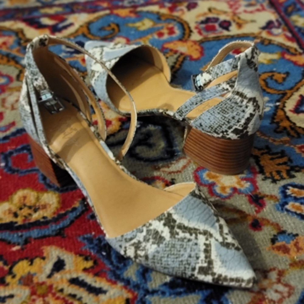 Crown Vintage Faux Snake Heeled Flats 8M